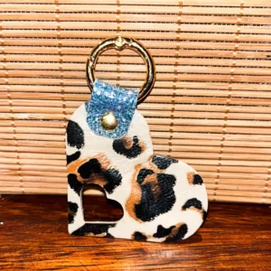 Porte clé en cuir léopard et marron en forme de coeur ma chérie